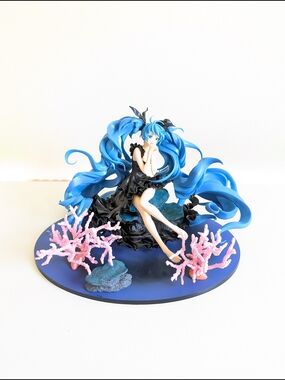 Hatsune Miku Blue Anime Figure Deep Sea Girl Ver. 1/8 Scale With Box